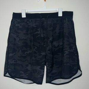 Burnside Hybrid shorts - XXL - NWOT